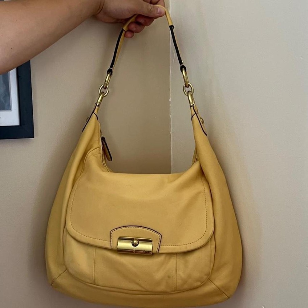 Y2K 2000s Coach ButterCup Yellow Kirstin Hobo Shoulder Bag / Handbag